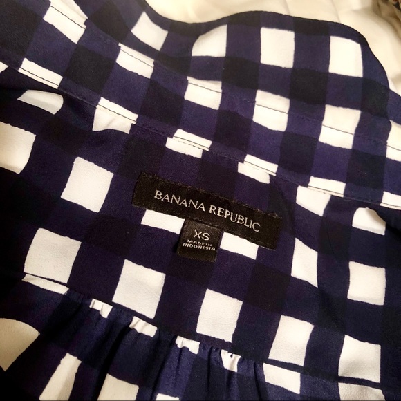 🔹XXS Banana Republic Gingham Blouse - Fitted🔹 - Picture 3 of 4
